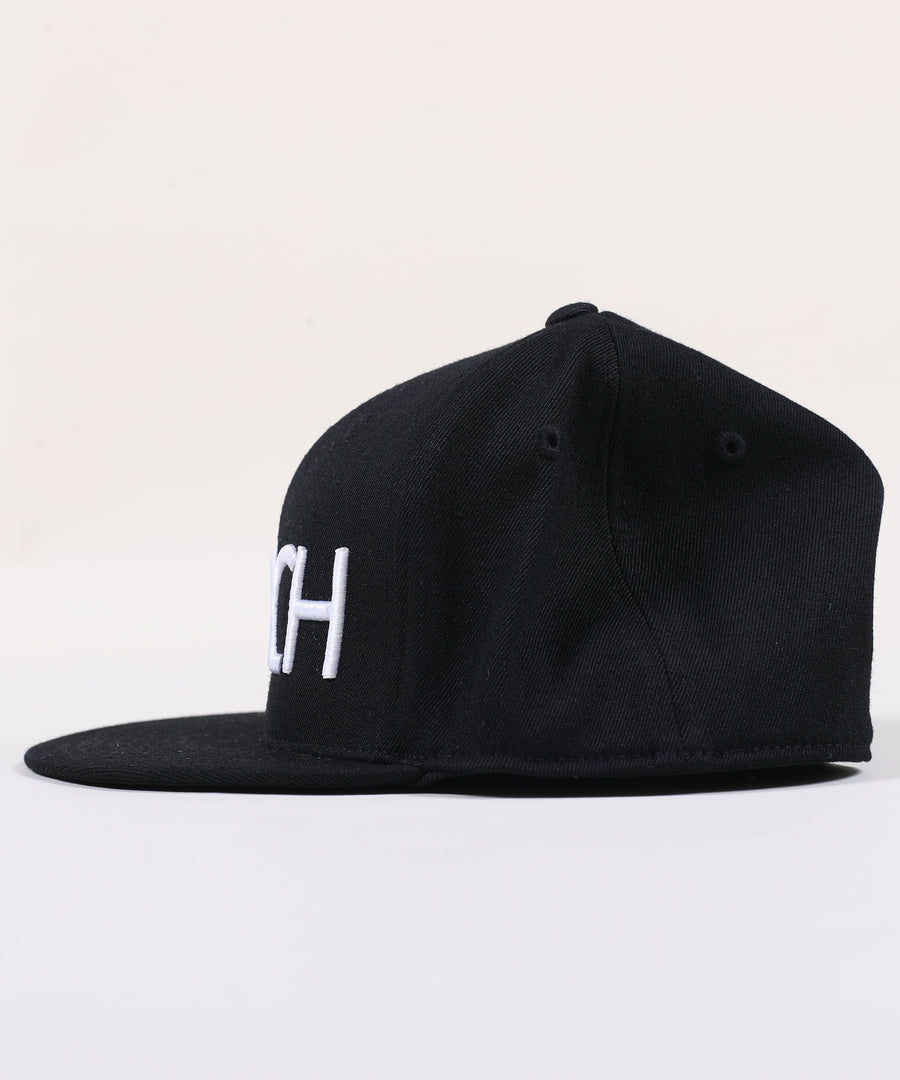 Rings Fitted Hat - Black with White