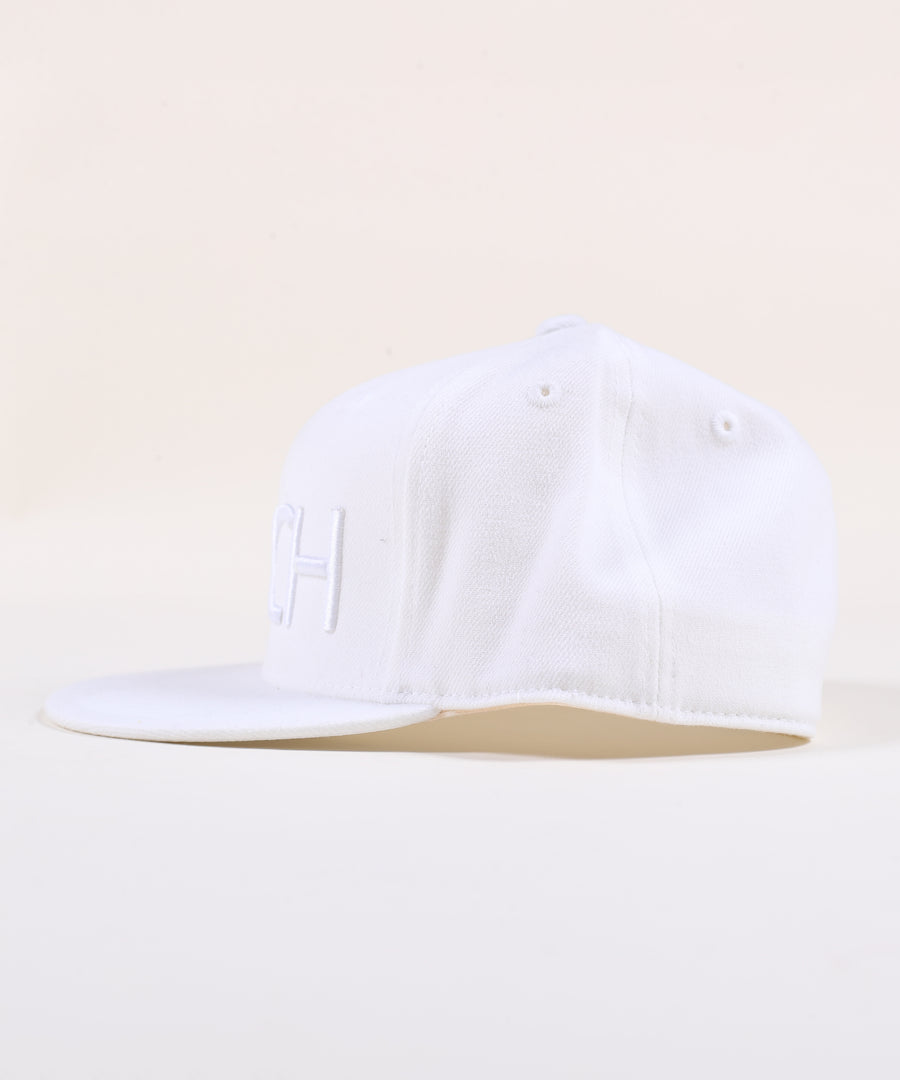 Rings Fitted Hat - Stealth White